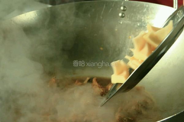 黄焖鸡块的做法图解7