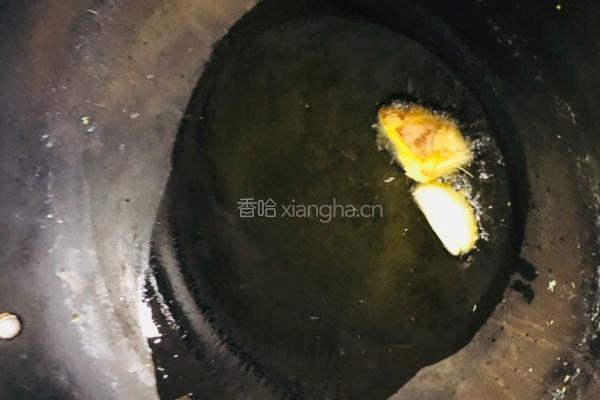 清炒莴笋和莴笋叶的做法图解3
