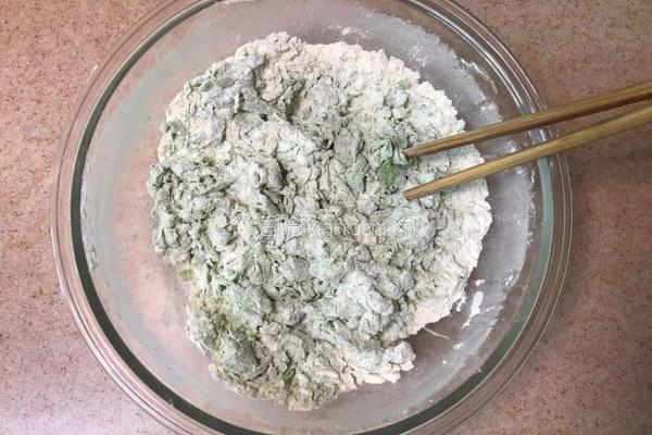 桑叶手擀面的做法图解7