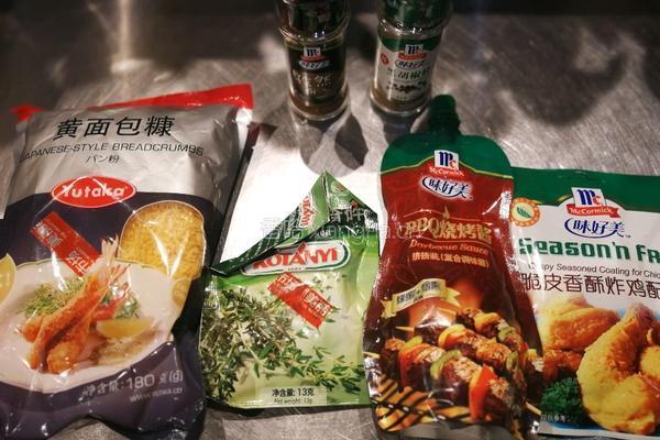 黄金炸鸡腿的做法图解2