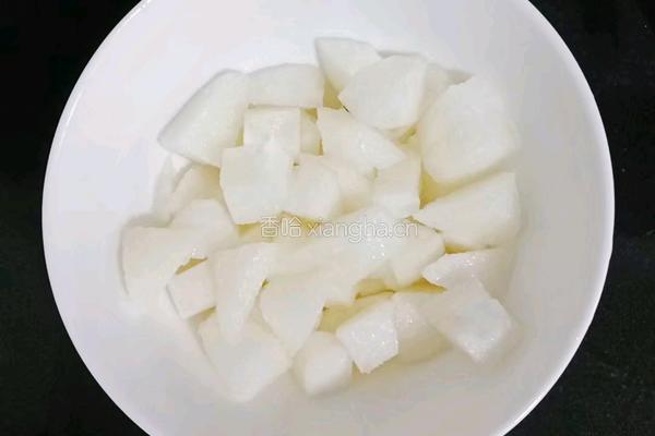 枇杷雪梨水 (宝宝辅食）的做法图解2