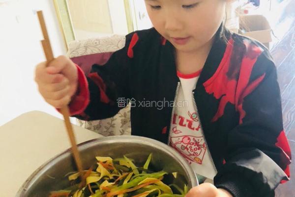 凉拌四丝的做法图解2