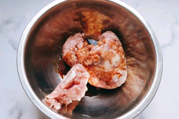 芹菜猪肉馅饺子的做法图解5