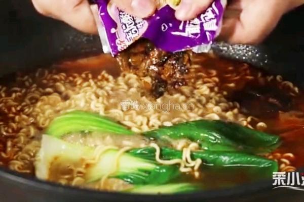 虾干泡面的做法图解6