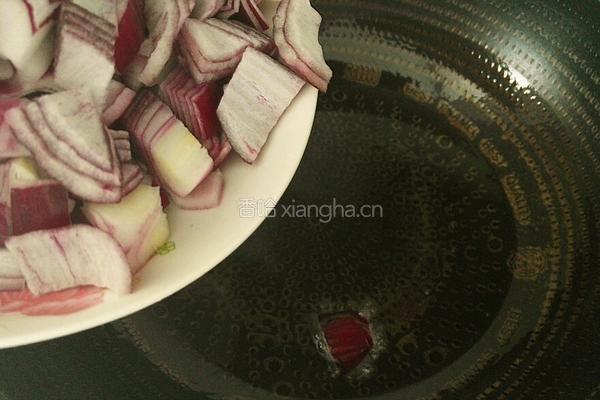 洋葱炒玉米的做法图解4