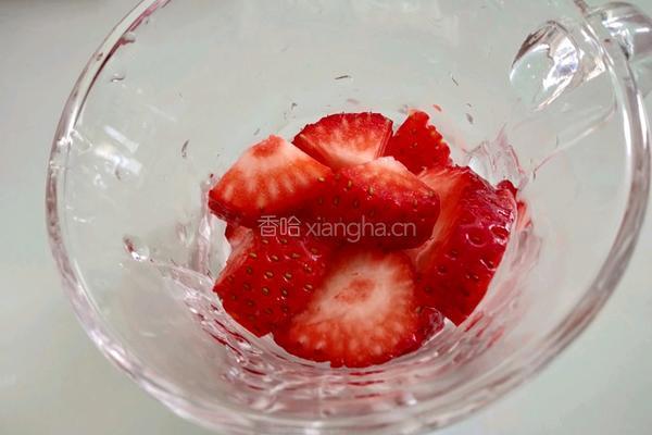 酸奶水果杯的做法图解2