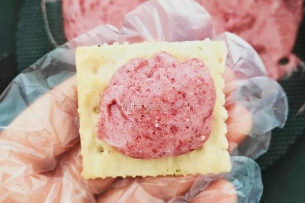 草莓牛轧饼干的做法图解7