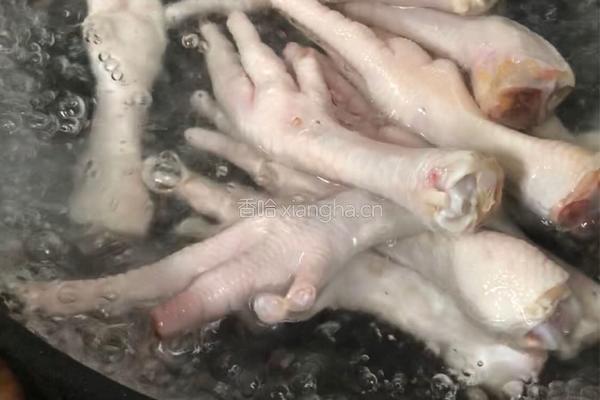 柠檬酸辣鸡爪的做法图解2