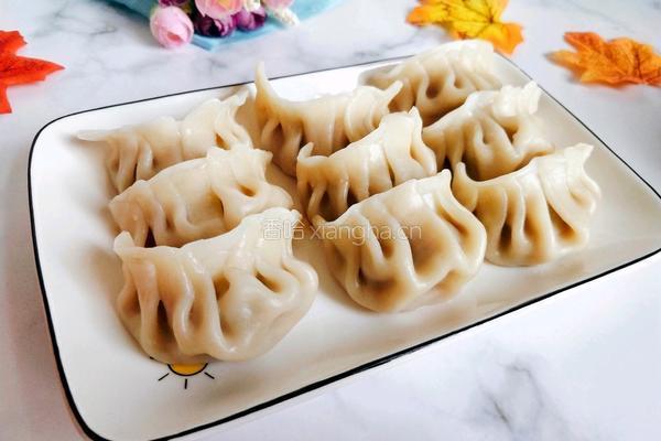 芹菜猪肉馅饺子的做法图解1