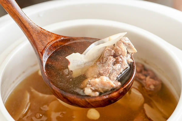 海底椰鳄鱼肉汤，止咳润肺气管炎必备的做法图解2