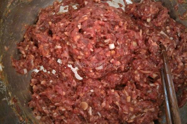 西芹豆芽菜牛肉饺子的做法图解3