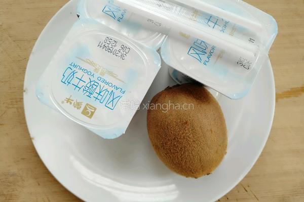 奇异果酸奶棒的做法图解1
