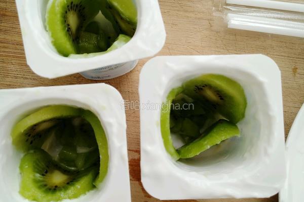 奇异果酸奶棒的做法图解5