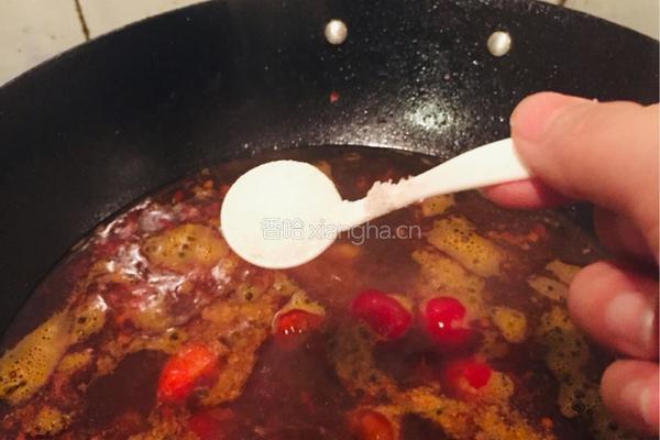 家菜泡椒鲫鱼的做法图解19