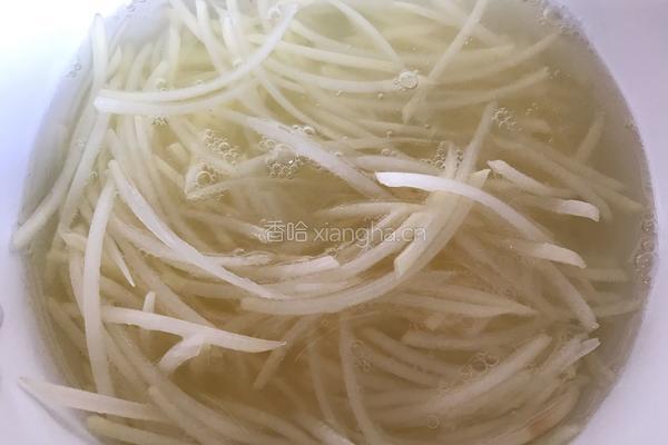 水果拌土豆丝的做法图解3