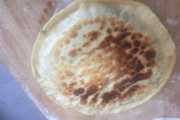 韭菜鸡蛋虾皮饼的做法图解6