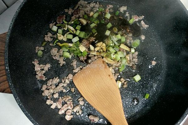 米饭素炖菜的做法图解4