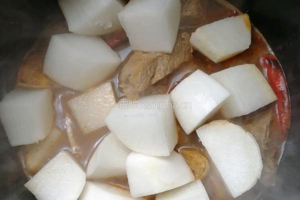 萝卜炖牛腩的做法图解7