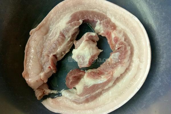 炖五花肉的做法图解1