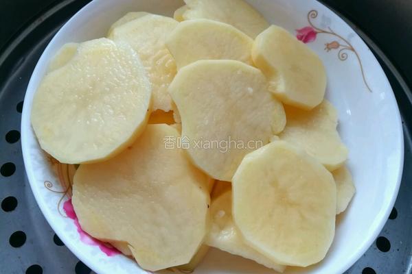 土豆塔的做法图解1