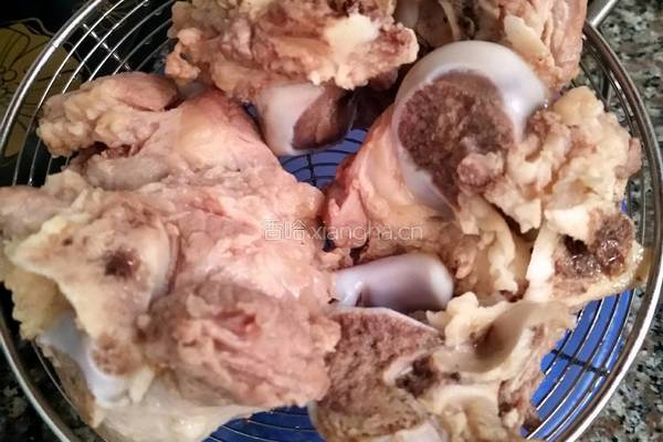 黄豆菜干猪骨汤的做法图解6