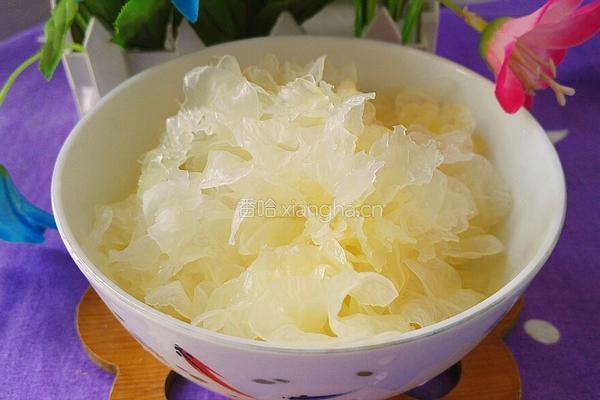 苹果雪梨银耳汤的做法图解4