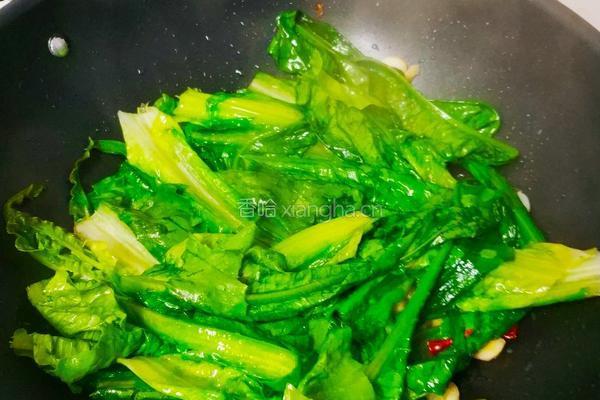 清炒油麦菜的做法图解3