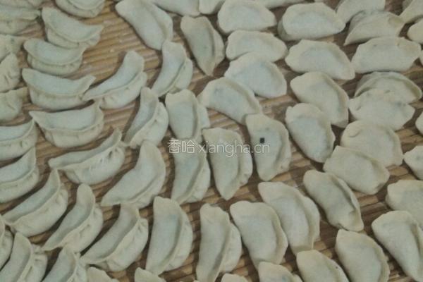 韭菜水饺的做法图解5