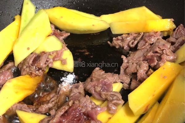 芒果炒牛肉的做法图解6