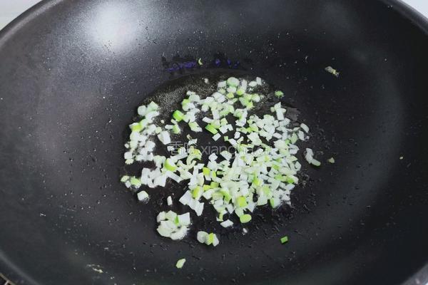 鹅肝肠炒饭的做法图解6