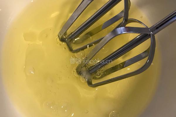提子纸杯蛋糕的做法图解1