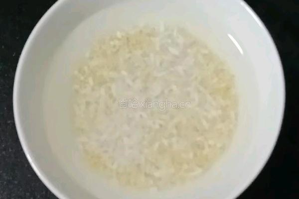 香甜核桃粥 (宝宝辅食）的做法图解1