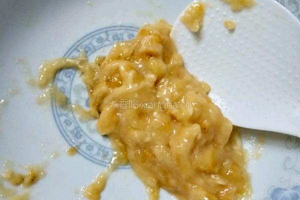燕麦香蕉松饼的做法图解1