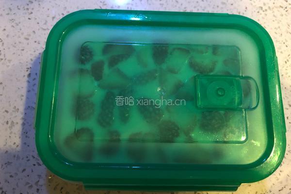 草莓奶冻的做法图解10