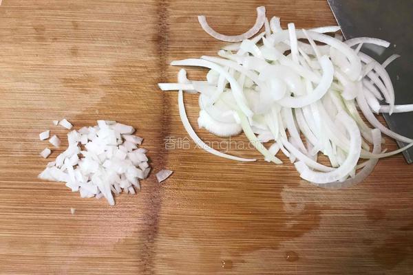 菠萝牛肉汉堡的做法图解4