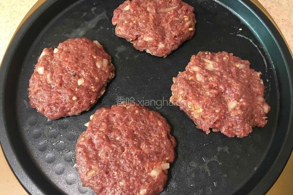 菠萝牛肉汉堡的做法图解9