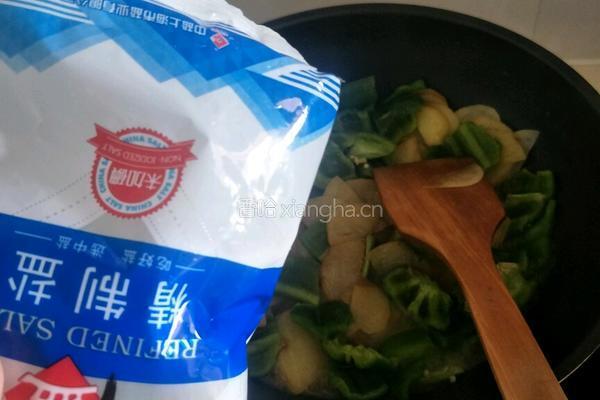 土豆辣椒的做法图解8