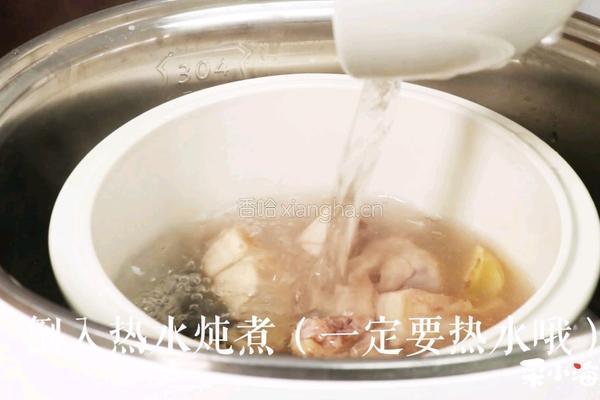 花胶养生鸡汤的做法图解5