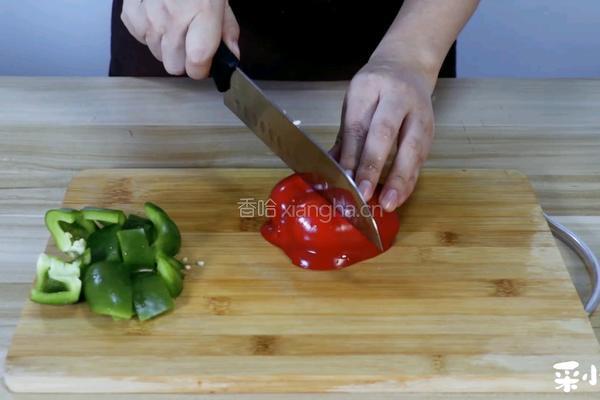 菠萝咕噜虾的做法图解1