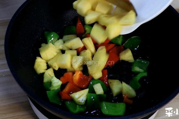 菠萝咕噜虾的做法图解6