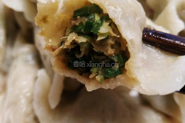 韭菜槐花馅饺子的做法图解4