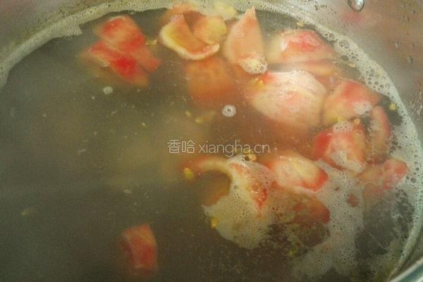 木耳豆腐番茄牛骨汤的做法图解7