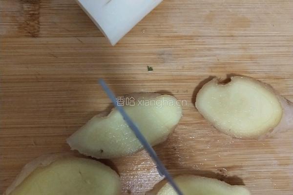 香菇鸡汤的做法图解3