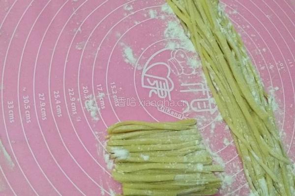 鸡蛋手擀面的做法图解3