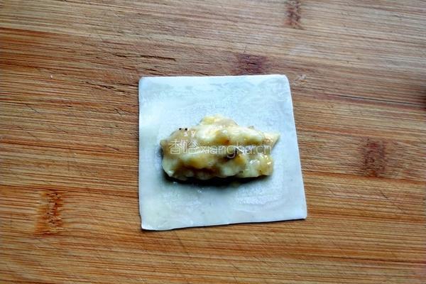 馄饨皮香蕉派的做法图解4