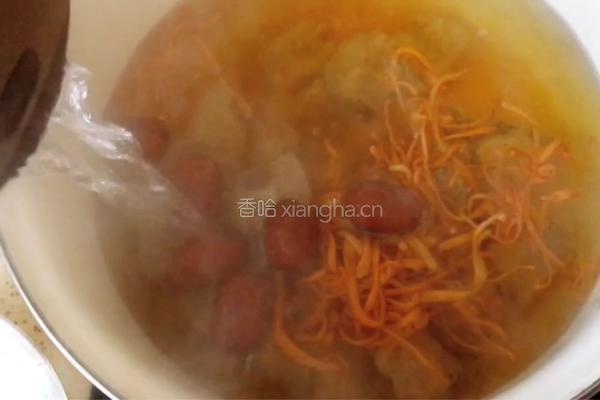 虫草花排骨汤的做法图解7