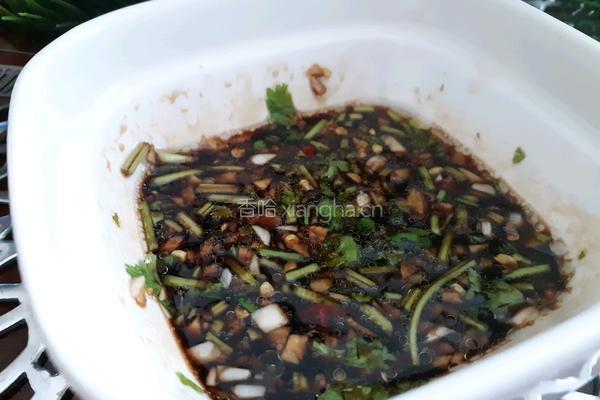 无骨酸辣凤爪的做法图解7