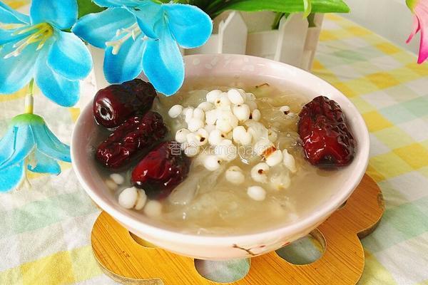 薏米红枣银耳汤的做法图解12
