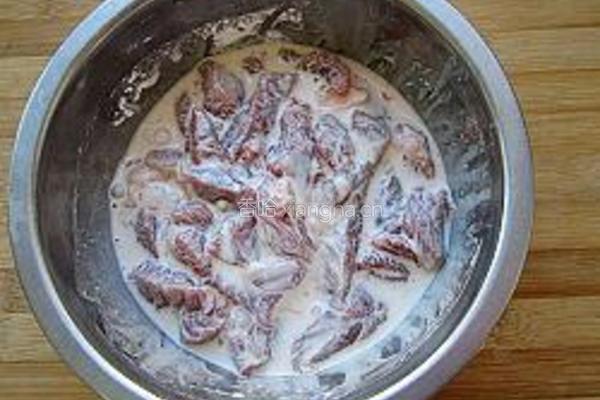 溜肉段的做法图解2