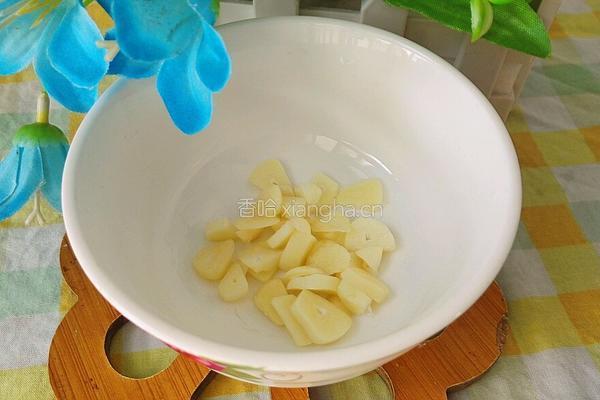 青椒炒豆角的做法图解3